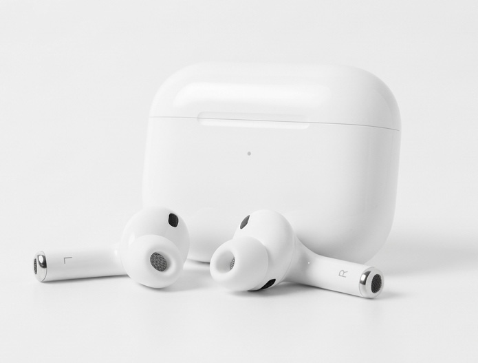 Apple AirPods Pro 3 Review: The Best Earbuds for iPhone Owners